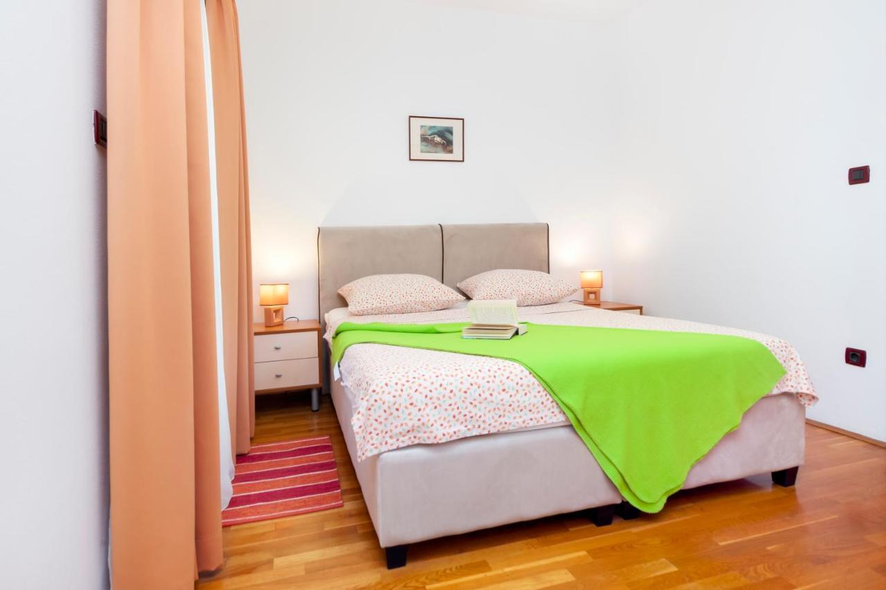 Villa Mara Ровинь Экстерьер фото