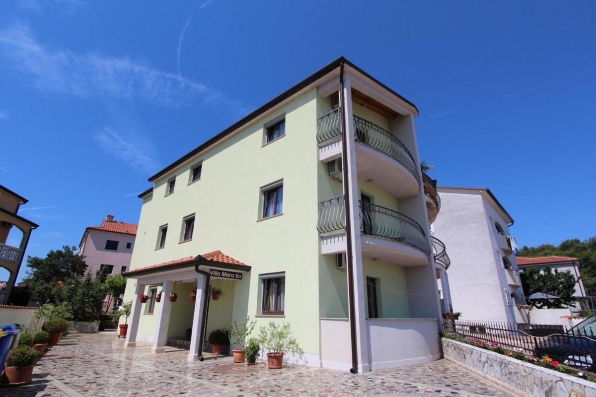 Villa Mara Ровинь Экстерьер фото